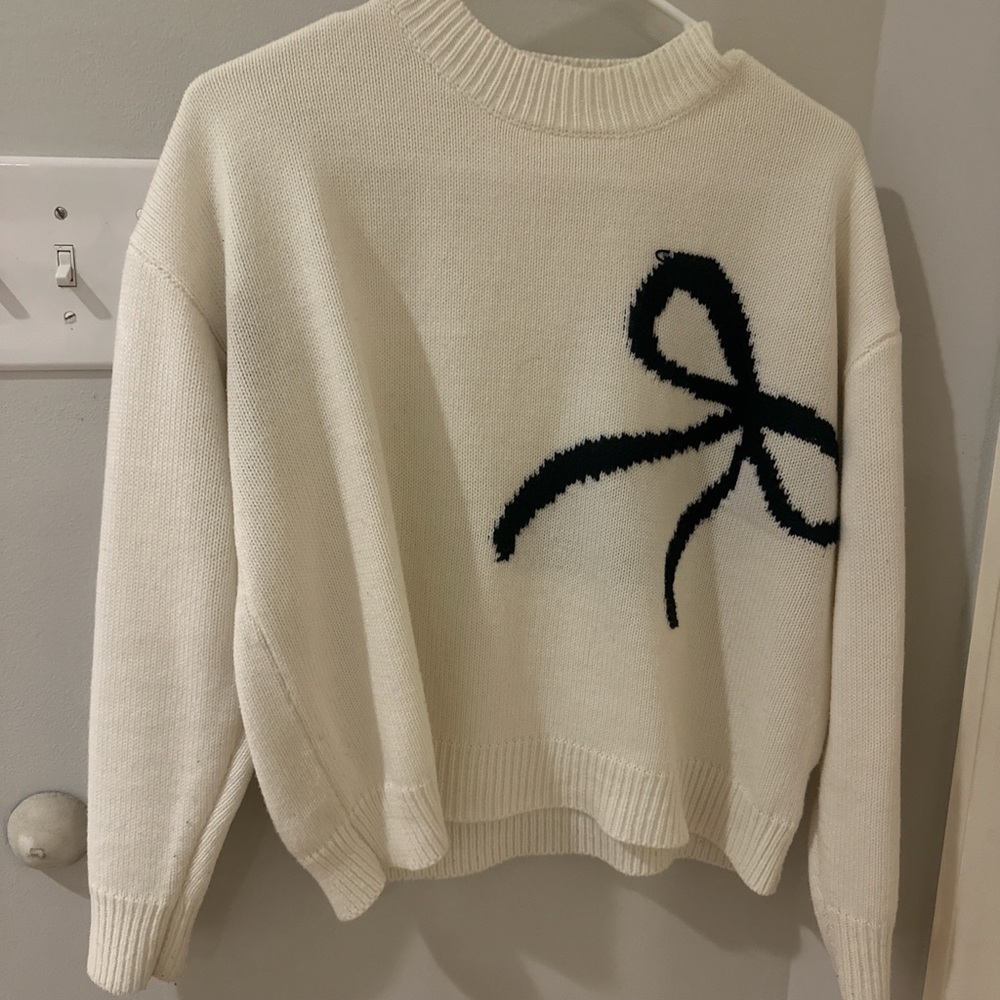 Sweaters (bundle) - image 14